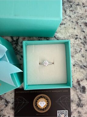IMLOVE Moisonite Diamond Ring size 6